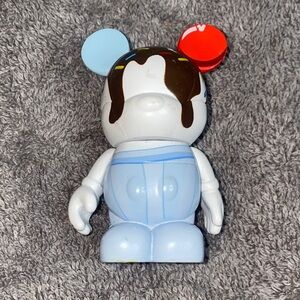 🌵 Retired Disney Vinylmation Ice Cream Sundae from the "Urban 6" series!
